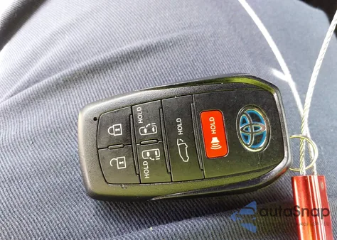 2022 Toyota Sienna Limited z USA, uszkodzony, nr VIN 5TDZSKFC2NS041880